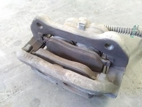 Used Left front brake caliper LAND ROVER RANGE ROVER SPORT I (L320) 2.7 D 4x4 (190 hp) 15463440