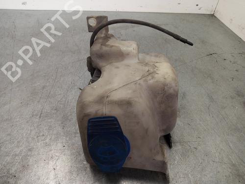 Used Windscreen washer tank VW GOLF IV (1J1) [1997-2008]  15464019