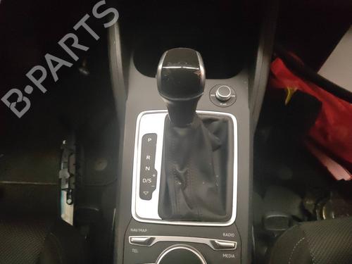 Used Gear lever AUDI Q2 (GAB, GAG) 35 TFSI (150 hp) 22906757
