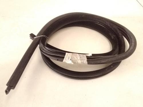 Used Rubber door seal BMW 3 (E90) 320 d (163 hp) 15447747