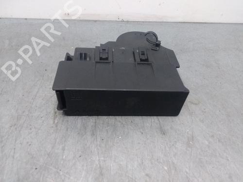 Zekeringkast OPEL MERIVA A MPV (X03) [2003-2010]  16013656
