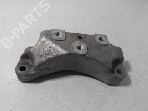 Used Engine mount AUDI TT (8J3) 3.2 V6 quattro (250 hp) 17361642