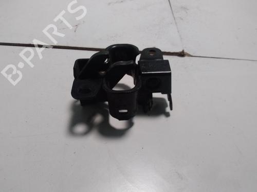 Used Hood lock MERCEDES-BENZ M-CLASS (W164) ML 320 CDI 4-matic (164.122) (224 hp) 15443027