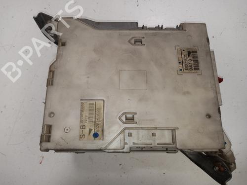 Used Electronic module LEXUS IS II (_E2_) 220d (ALE20) (177 hp) 15453501