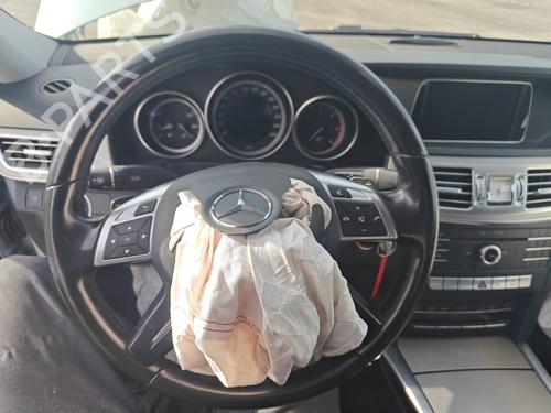 Used Steering wheel MERCEDES-BENZ E-CLASS (W212) [2009-2016]  23076628