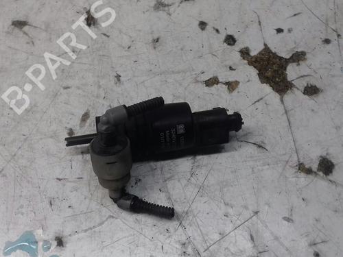 Used Washer pump OPEL ASTRA J Sports Tourer (P10) [2010-2015]  15441391