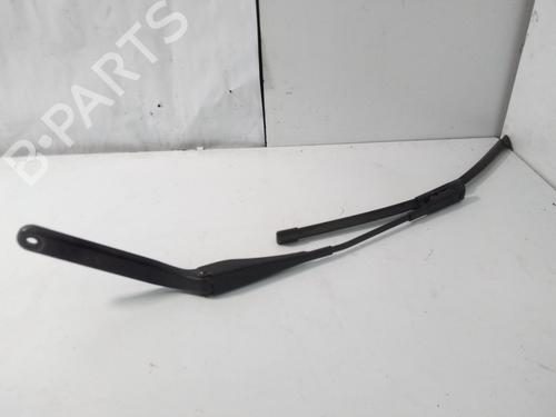 Front windshield wiper arm BMW 1 (E87) 118 d | BP15450267C143 
