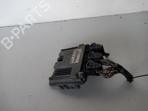 Used Engine control unit (ECU) RENAULT SCÉNIC II (JM0/1_) [2003-2010]  19482762