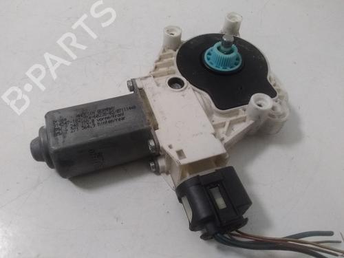 Right front window motor BMW 5 (F10) 520 d | BP15590133E20 