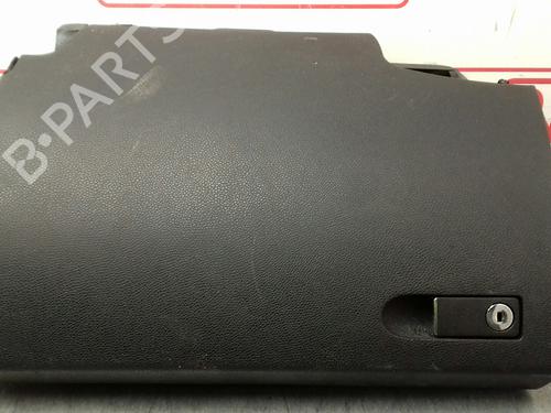 Used Glove box MERCEDES-BENZ C-CLASS (W204) C 200 CDI (204.001) (136 hp) 15430426