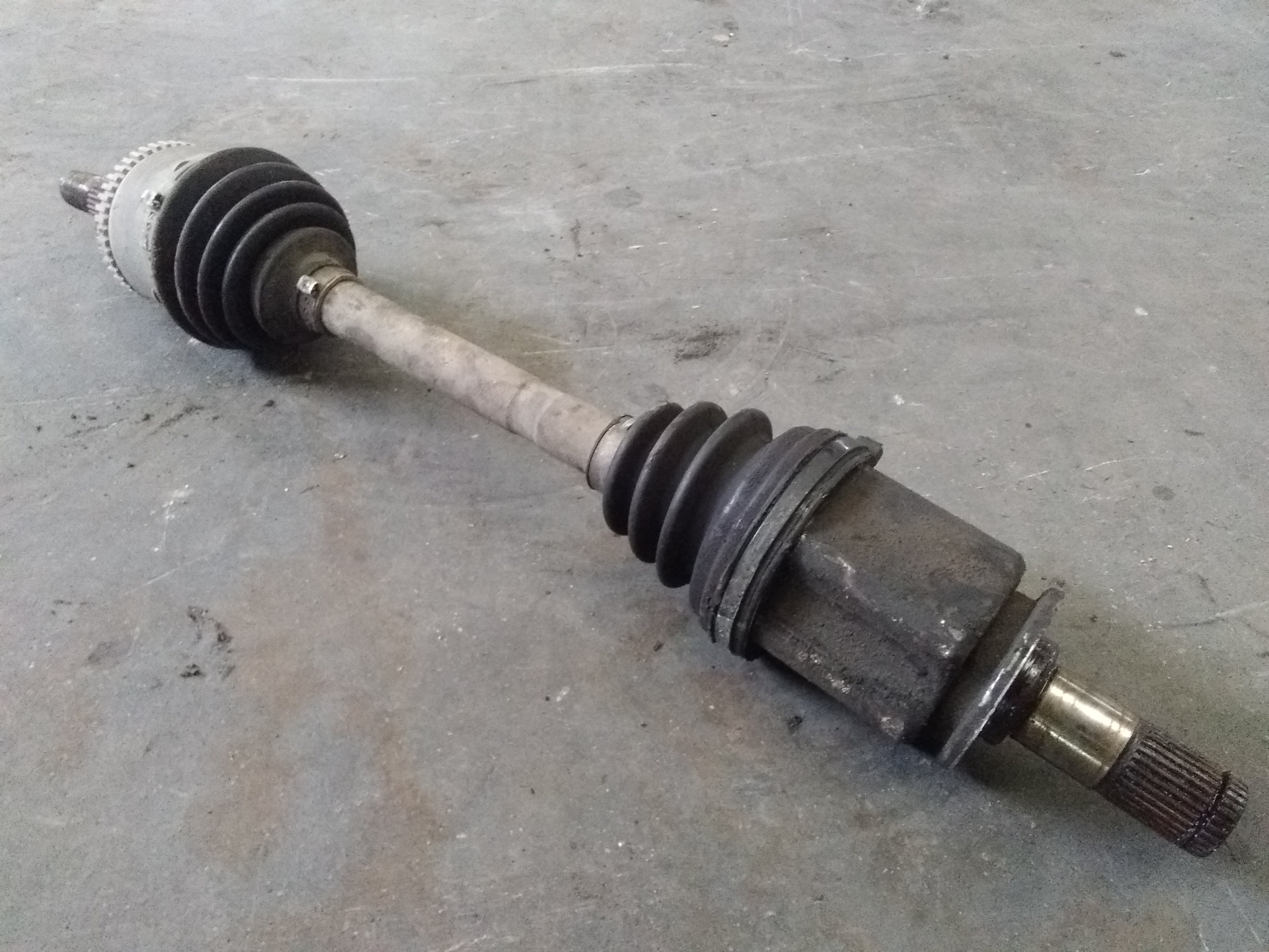 Pièce Freelander I TDB104980 Cardan Transmission Avant Droit Land Rover  Freelander 1 - Pièce Neuve TDB104980 Cardan Gauche