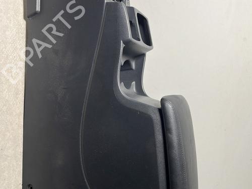 Used Armrest / Center console RENAULT KOLEOS I (HY_) 2.0 dCi 4x4 (HY0K) (150 hp) 32143276