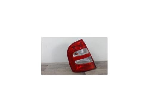 Used Left taillight SKODA FABIA I (6Y2) 1.2 (54 hp) 26199553