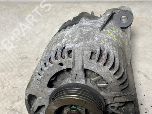 Used Alternator FIAT PUNTO (176_) 60 1.2 (176AP, 176AR, 176AQ, 176BB) (60 hp) 31252065