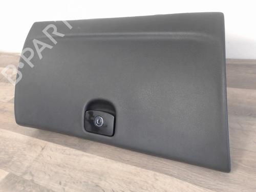 Used Glove box PEUGEOT 407 (6D_) 2.0 HDi 135 (6DRHRH, 6DRHRE, 6DRHRG, 6DRHRJ) (136 hp) 26507287