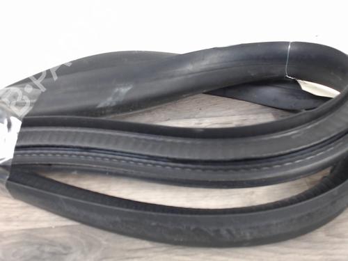 Rubber door seal RENAULT MEGANE IV Hatchback (B9A/M/N_) 1.6 dCi 130 (B9A4) | BP25448061C142 