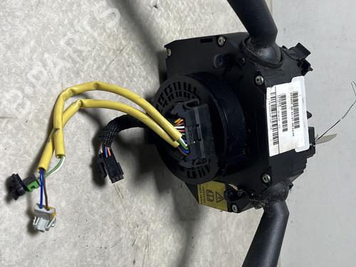 Used Steering column stalk FIAT GRANDE PUNTO (199_) 1.2 (65 hp) 32082563