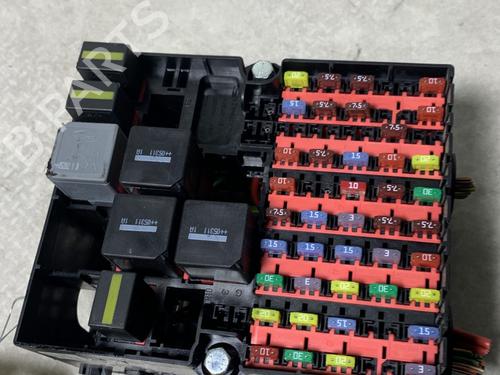 fuse-box-ford-fiesta-v-jh_-jd_-2001-2002-2003-2004-2005-2006-2007-2008-2009-2010-2011-2012-2013-2014-30807951 main image