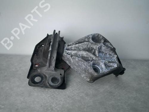 Used Engine mount RENAULT MEGANE II (BM0/1_, CM0/1_) 1.5 dCi (BM1E, CM1E) (106 hp) 21182334