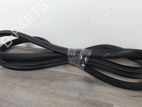Rubber door seal RENAULT MEGANE IV Hatchback (B9A/M/N_) 1.6 dCi 130 (B9A4) | BP25448061C142 