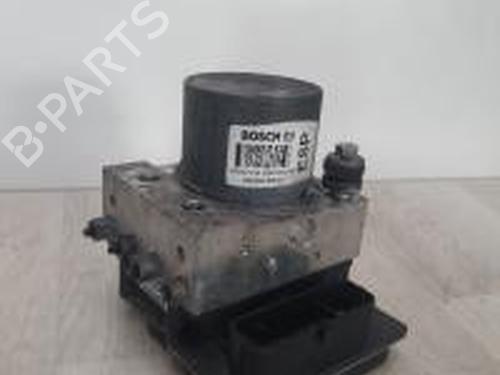 Used ABS pump FIAT GRANDE PUNTO (199_) 1.3 D Multijet (75 hp) 28118657