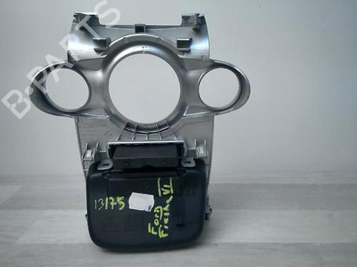 Middle console FORD FIESTA VI (CB1, CCN) 1.6 TDCi | BP31252114I22