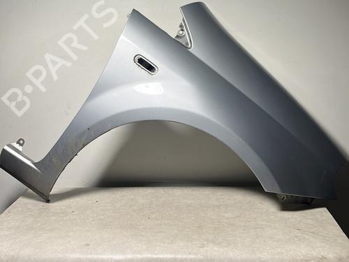 Used Right front fenders Right front fenders 37403270 37403270