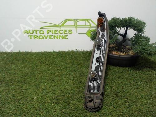 licence-plate-light-opel-corsa-c-x01-2000-2001-2002-2003-2004-2005-2006-2007-2008-2009-31638179 main image