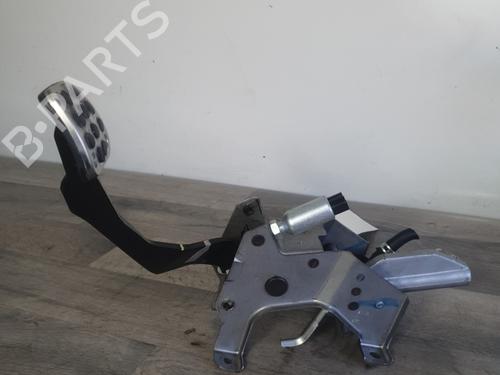 Clutch pedal HONDA CIVIC VIII Hatchback (FN, FK) 1.8 (FN1, FK2) | BP31086457I13
