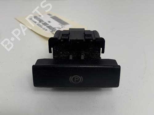 BP29038155I30 main image