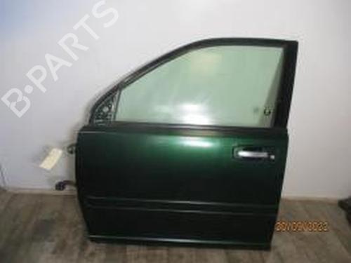 Used Left front door NISSAN X-TRAIL I (T30) 2.2 dCi 4x4 (136 hp) 31087379