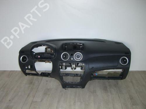Used Dashboard CITROËN C2 (JM_) 1.4 HDi (68 hp) 24021429