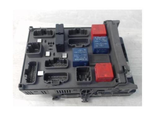 Fuse box RENAULT LAGUNA II (BG0/1_) 1.8 16V (BG0B, BG0M) | BP24028016E1 