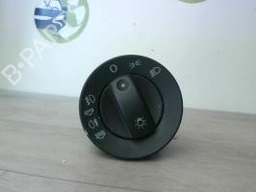 Used Headlight switch AUDI A4 B7 Avant (8ED) 2.0 TDI (136 hp) 25618442
