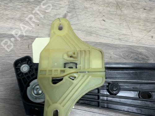 Rudehejsemekanisme ventre foran RENAULT CLIO V (B7_) 1.0 TCe 90 (B7MT) | BP39447556C22 - Image 2
