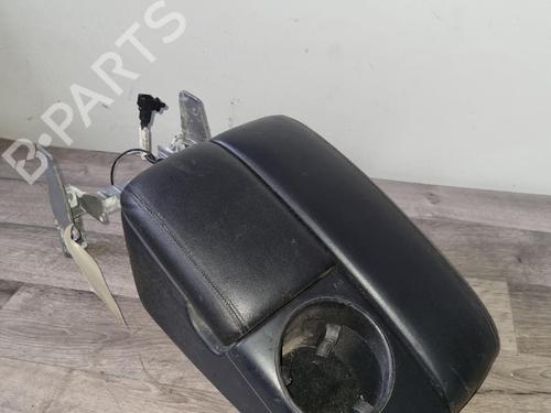 Used Armrest / Center console Armrest / Center console 37445786 37445786