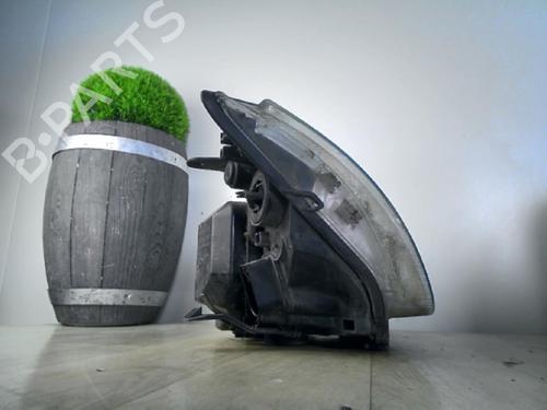 Used Right headlight FORD FOCUS II (DA_, HCP, DP) 1.6 TDCi (90 hp) 21182498