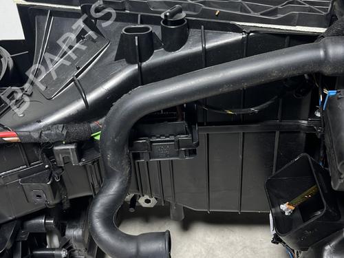 Heater matrix box VW SCIROCCO III (137, 138) 2.0 TDI | BP31127833M61 