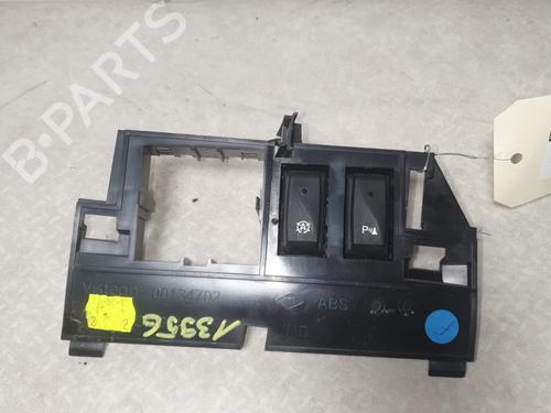 switch-renault-captur-i-j5_-h5_-2013-30705330 main image