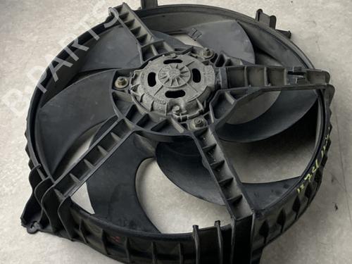 Used Radiator fan Radiator fan RENAULT CLIO I (B/C57_, 5/357_) 1.9 D (B/C/S576, B/C/S57L) (64 hp) 21573180 21573180