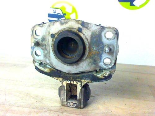 Used Engine mount Engine mount RENAULT MASTER II Platform/Chassis (ED/HD/UD) 2.5 dCi (ED01, ED02, ED41, ED42, ED81, ED82, ED91, ED92,... (120 hp) 25618399 25618399