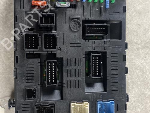 fuse-box-citroen-c4-i-lc_-20-16v-00006580y5-2004-2005-2006-2007-2008-2009-2010-2011-2012-2013-2014-22387116 main image