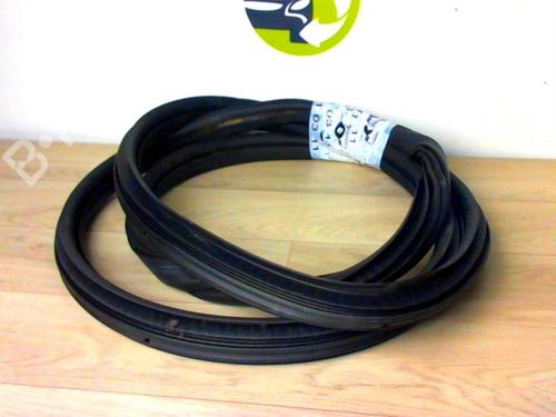 Rubber door seal CITROËN C4 II (NC_) 1.6 HDi 110 | BP24023208C142 