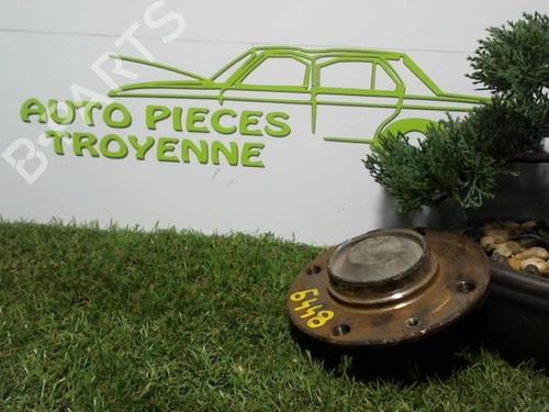 Used Right rear steering knuckle FORD FIESTA V (JH_, JD_) 1.4 TDCi (68 hp) 24023740