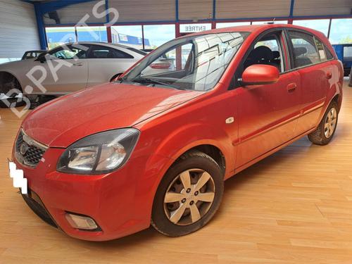 Used Right rear shock absorber KIA RIO II (JB) 1.4 16V (97 hp) 24026799