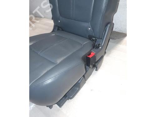 Rear seat PEUGEOT 5008 (0U_, 0E_) 1.6 HDi | BP31084863C17 