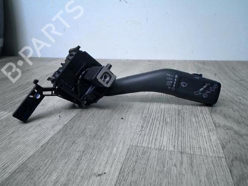 Used Switch VW GOLF V (1K1) 1.9 TDI (105 hp) 25619097