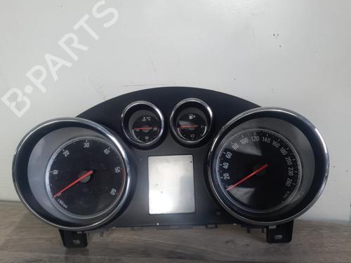 Used Instrument cluster OPEL ZAFIRA TOURER C (P12) 2.0 CDTi (75) (130 hp) 31058144