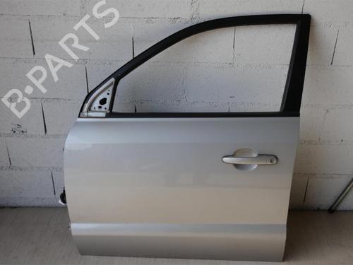Used Left front door HYUNDAI TUCSON (JM) 2.0 CRDi (113 hp) 24026500