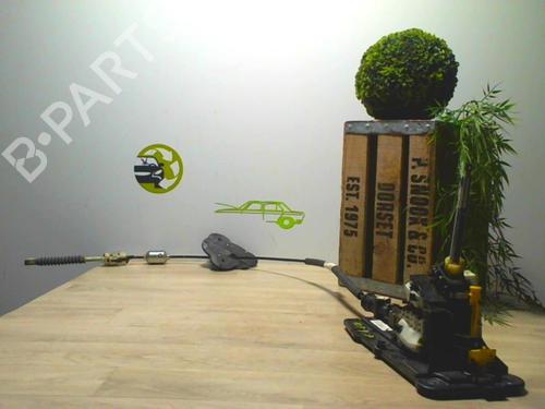 Used Gear lever RENAULT ZOE (BFM_) ZOE (88 hp) 24025191